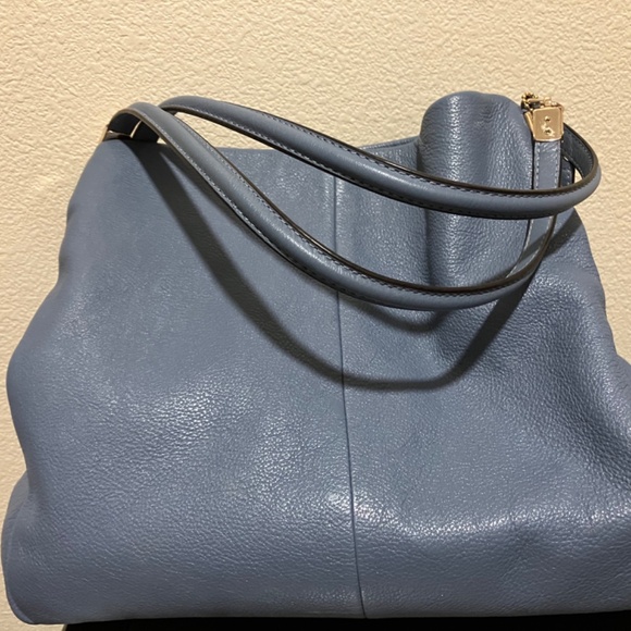 Cornflower Blue Coach Three-Compartment Handbag - Picture 8 of 10